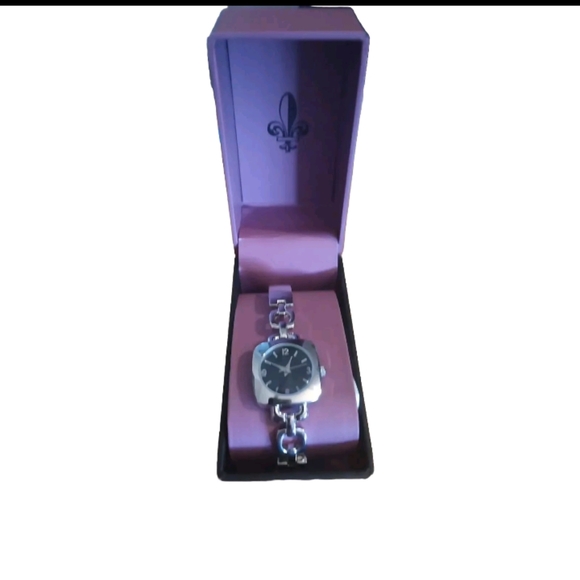 Silver Wrist Watch - Picture 2 of 3